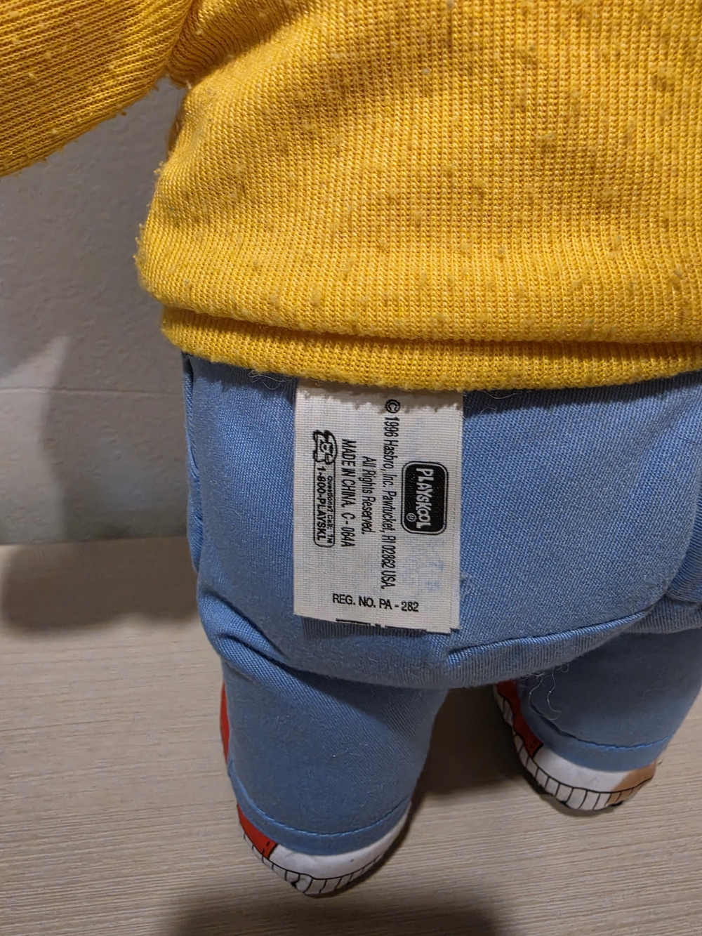 Vintage 90s Playskool Hasbro PBS Kids Arthur & DW Plush Set - Picture 5 of 11